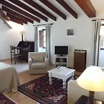 Hotel Llenaire
